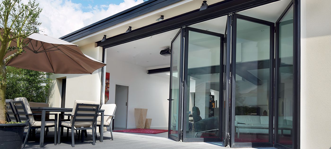 Bifold-doors-Entertaining-1